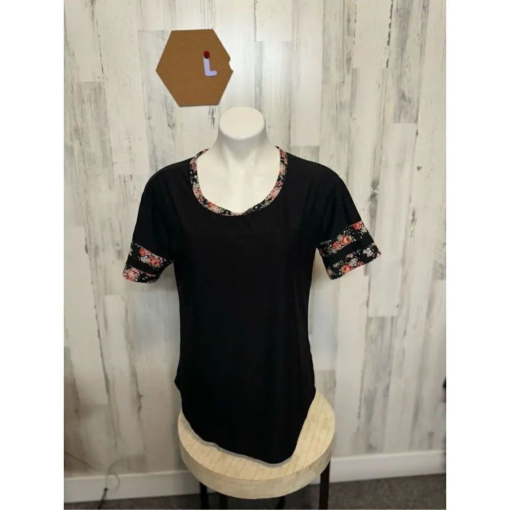 Black blouse 